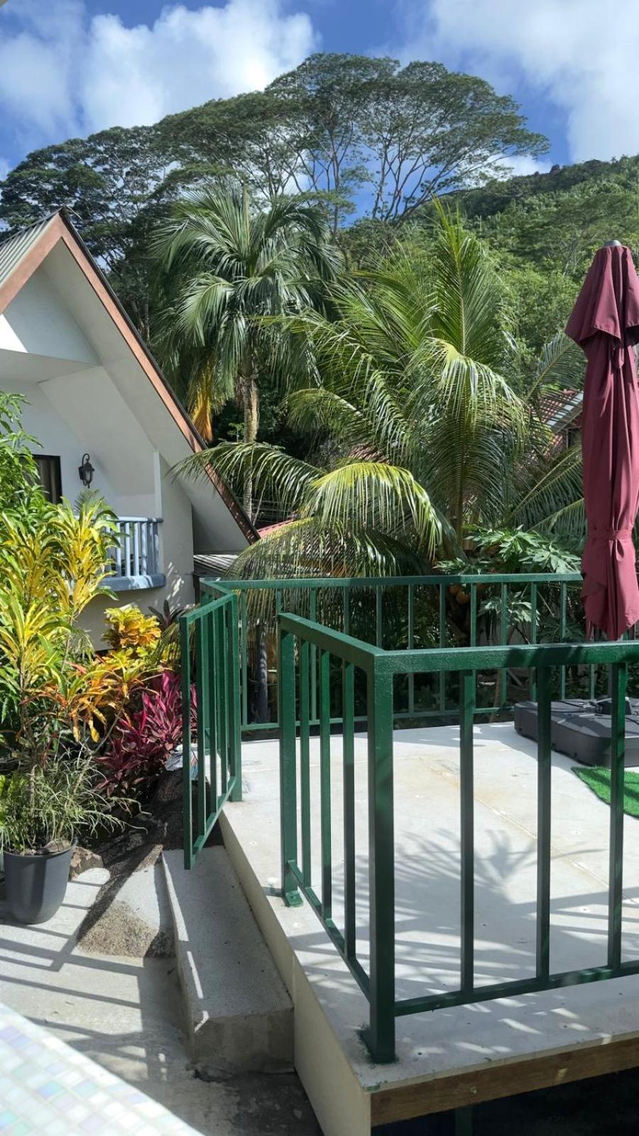 Milles Montagnes Residence Anse Royale Bagian luar foto